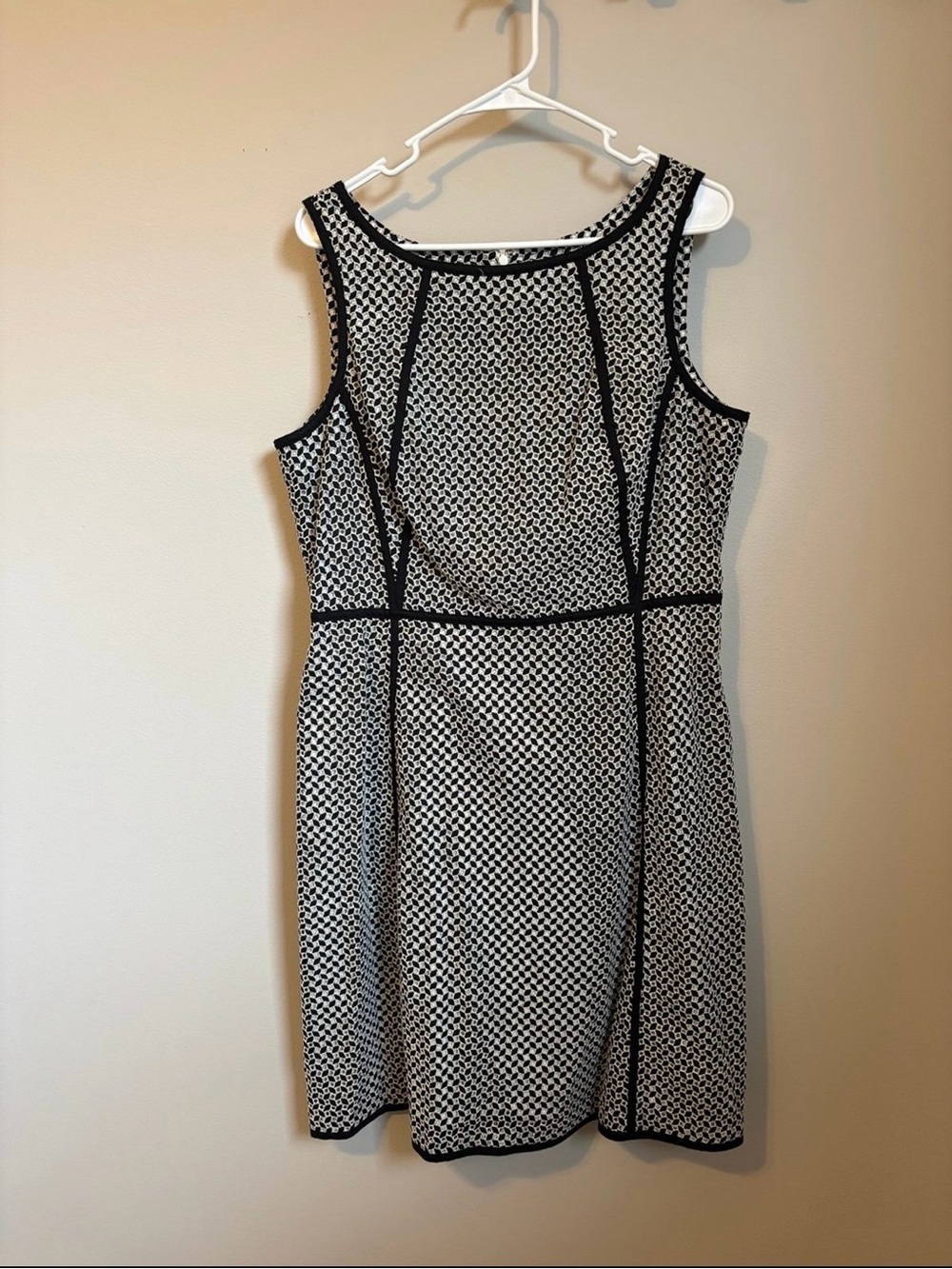 Talbots Black and White Sleeveless Sheath Dress